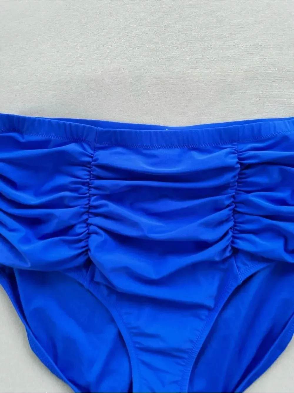 🎉5 for $45🎉 Raisins Swim bikini bottom size 20W blue